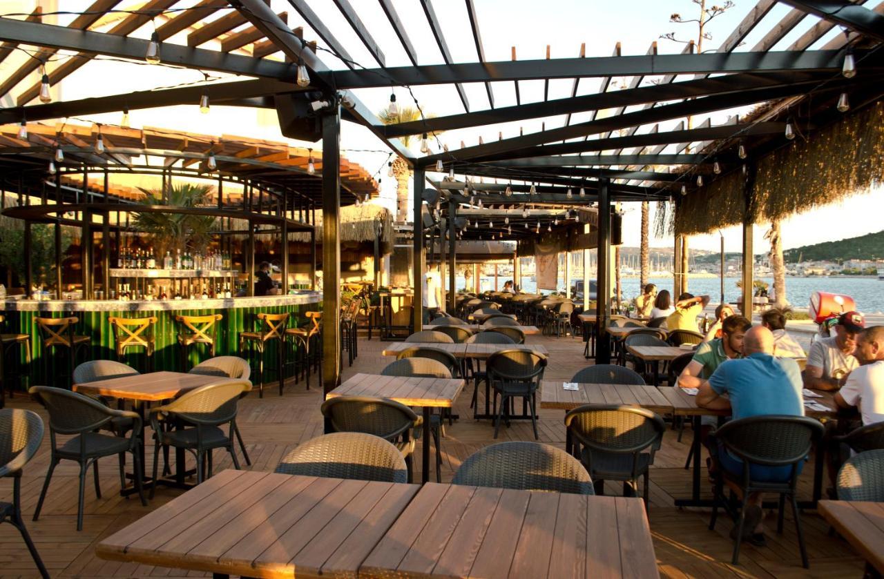 Kerman Hotel เซสเม ภายนอก รูปภาพ