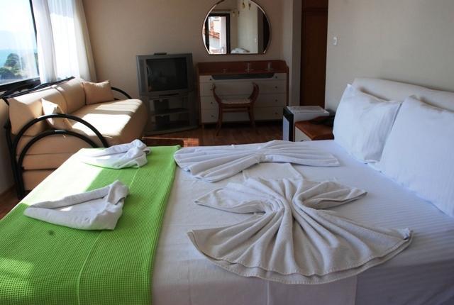 Kerman Hotel เซสเม ภายนอก รูปภาพ