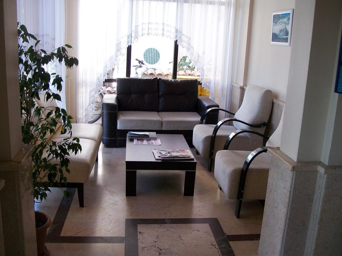 Kerman Hotel เซสเม ภายนอก รูปภาพ